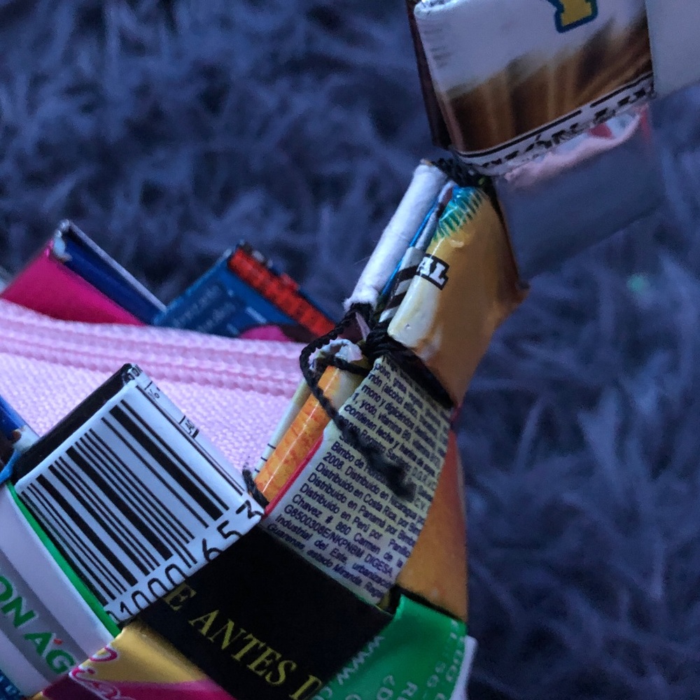 Mini Candy Wrapper Purse - Picture 4 of 4
